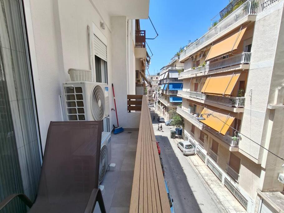 Chic Apartment Near Acropolis Atenas Exterior foto